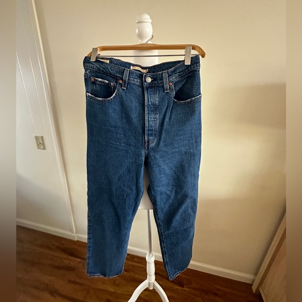 Levi’s Ribcage Straight Ankle Jeans